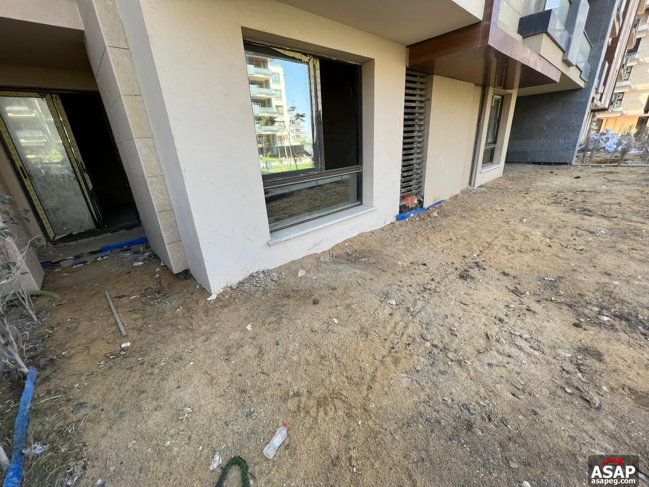 Ground Floor for Sale in Azad Compound