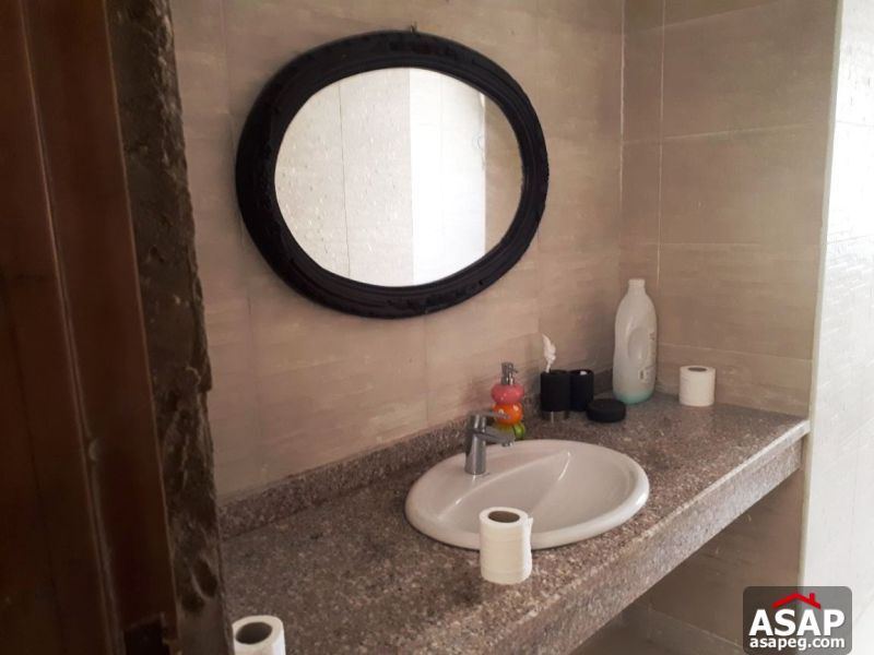 Villa for Rent in Sheikh Zayed