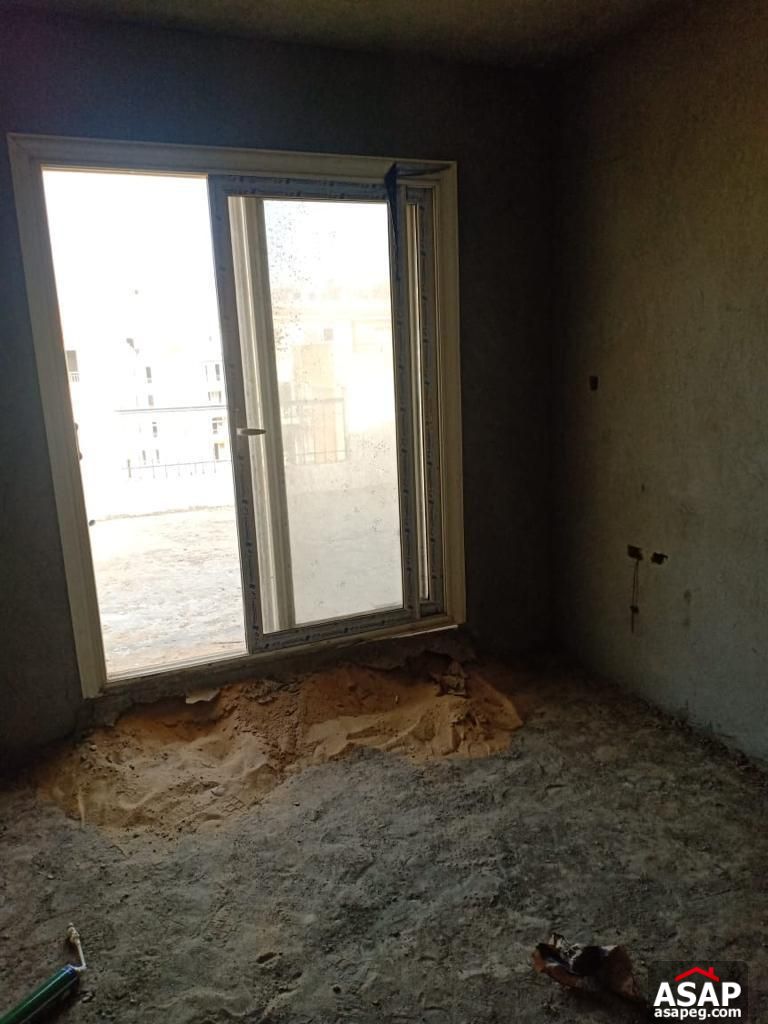 Penthouse for Sale in Stone Residence Compound Penthouse for Sale in Stone Residence Compound