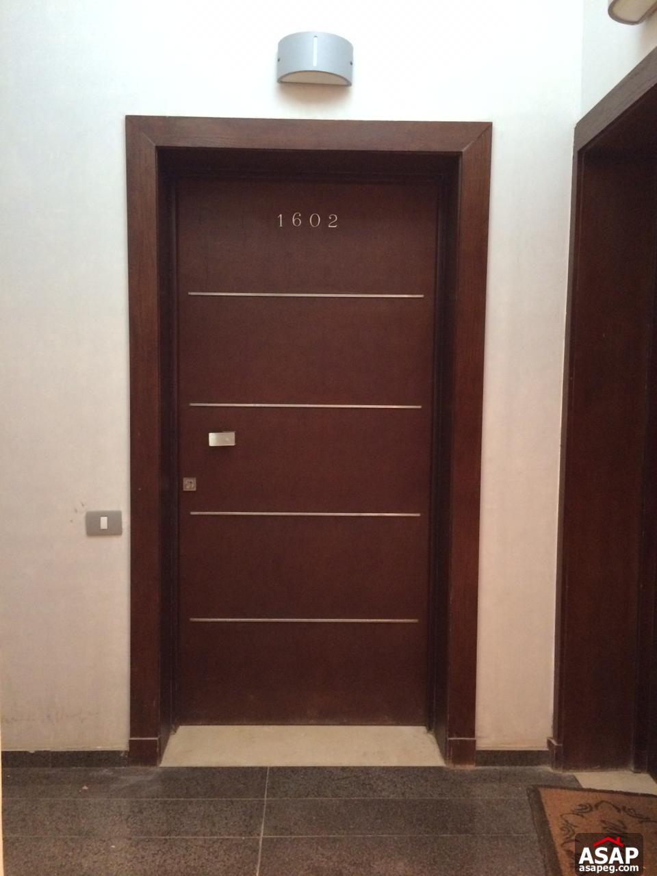 Studio with Garden for Rent in the Village