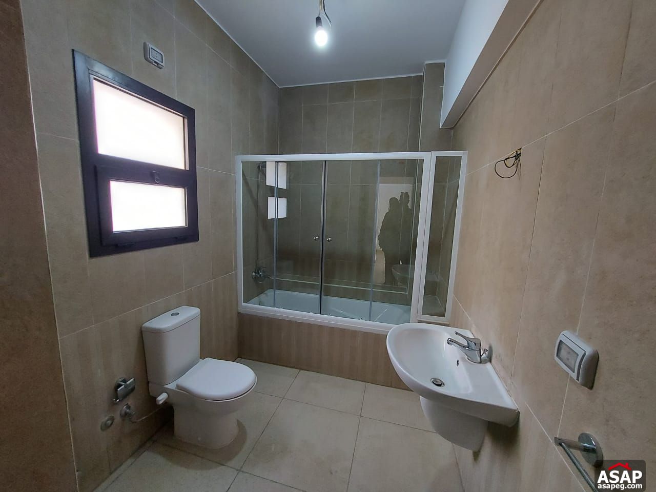 Penthouse for Rent in 5th Square