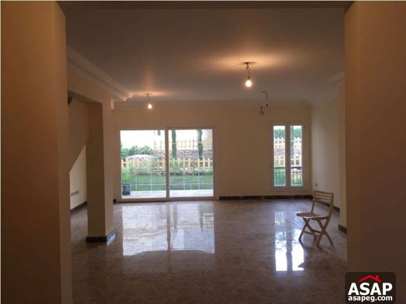 I Villa for Rent in Mountain View