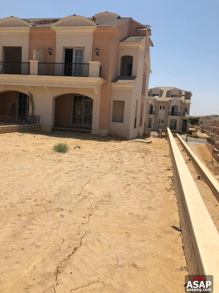 Town House for Sale in Layan Compound Town House for Sale in Layan Compound