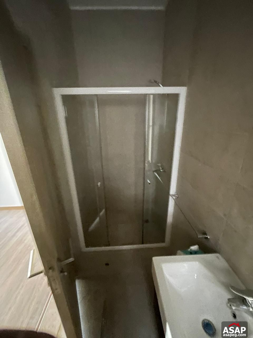 Finished Penthouse for Sale in Fifth Square Finished Penthouse for Sale in Fifth Square