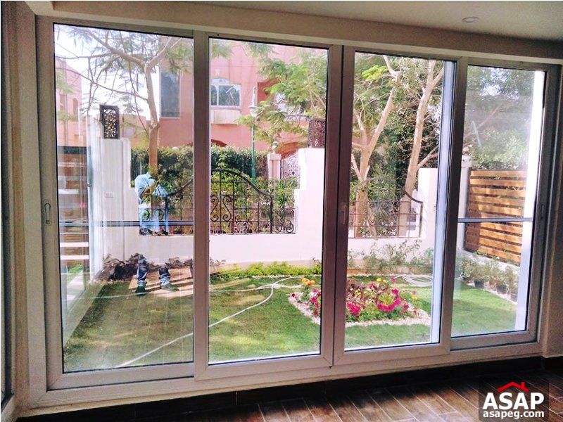 Twin House with Big Garden in Utopia Compouned - 6 October