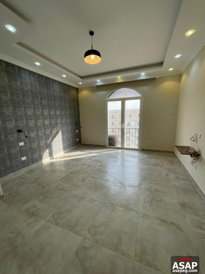 Apartment for Rent in Hyde Park Compound