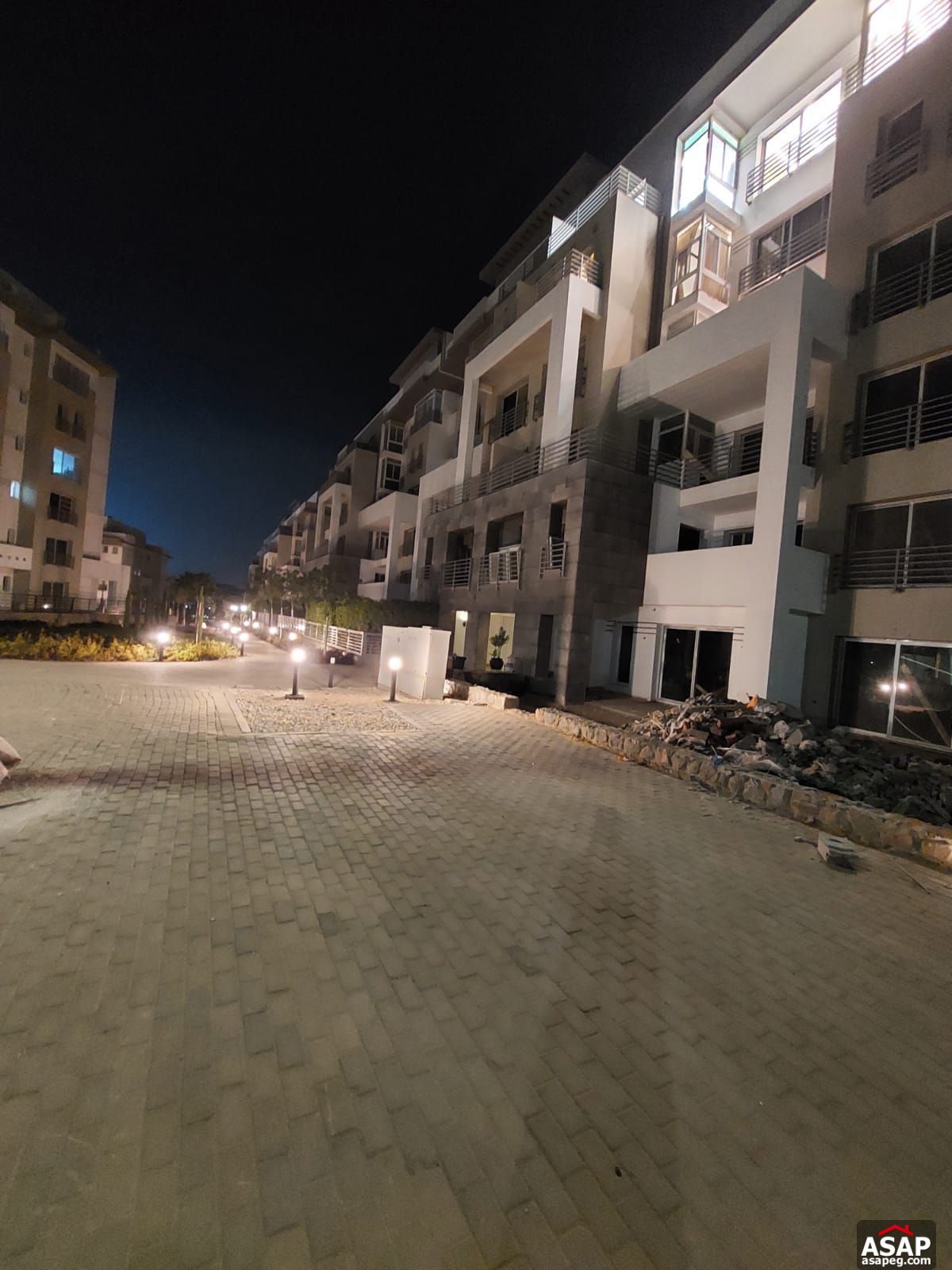 Apartment for Rent in Hyde Park