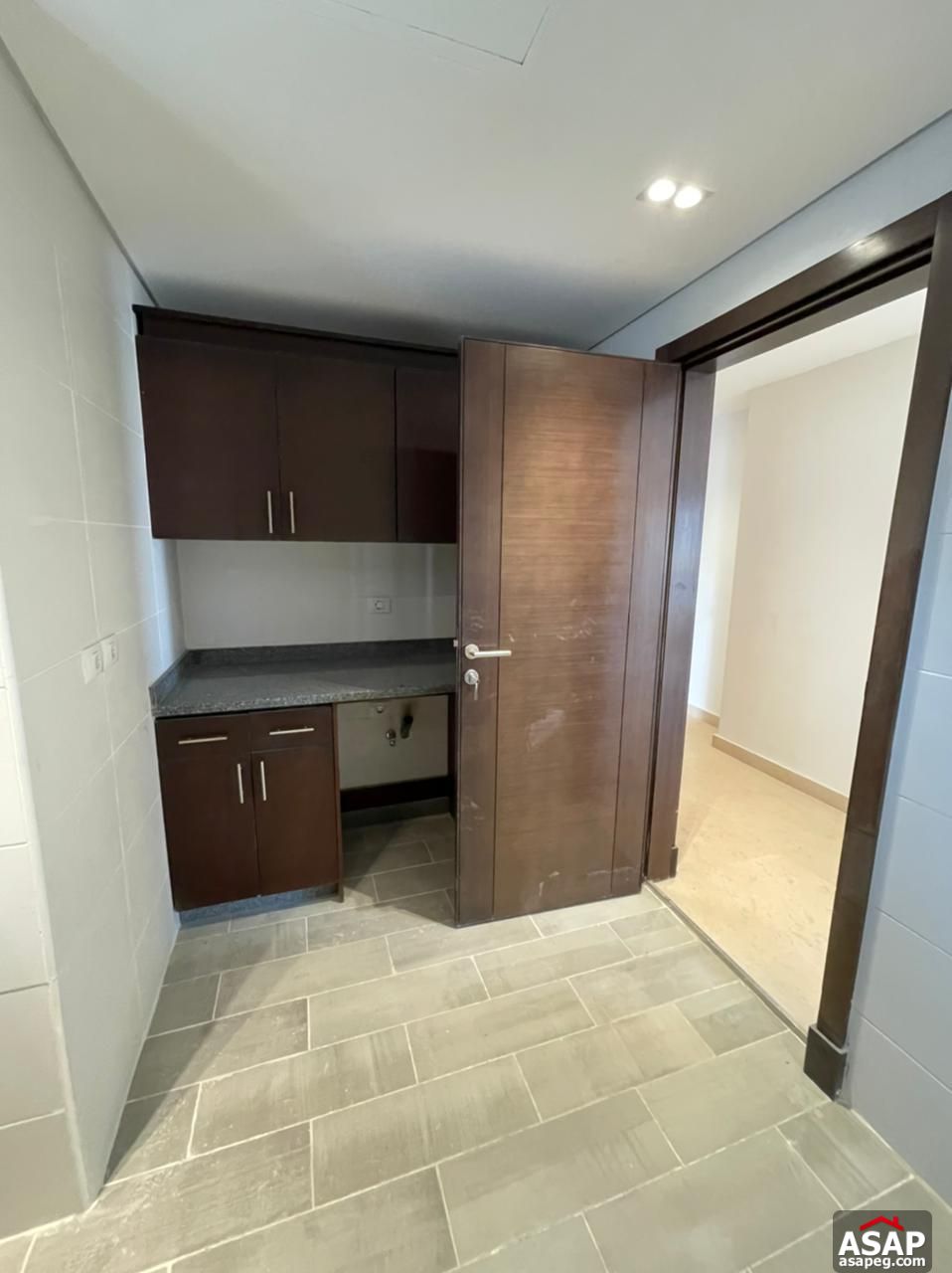 Apartment for Rent in CFC