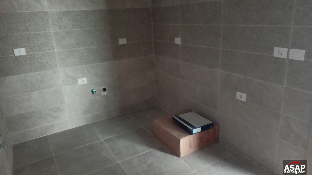 Apartment for Rent in El Marasem Compound Apartment for Rent in El Marasem Compound