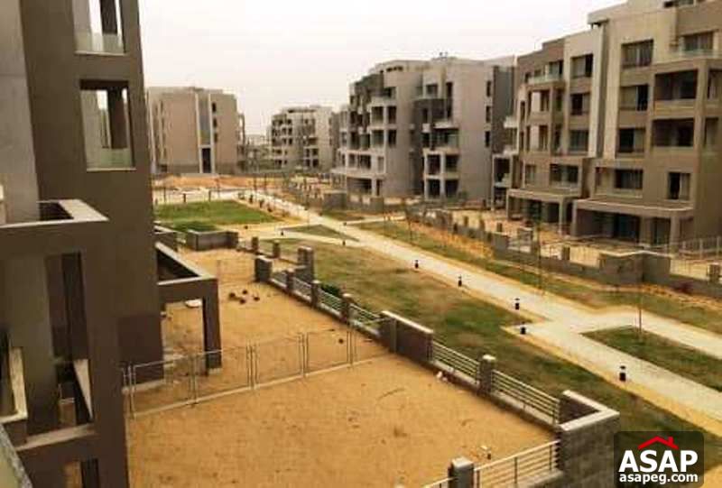 Apartment with Garden for Sale in Village Gardens Katameya Apartment with Garden for Sale in Village Gardens Katameya