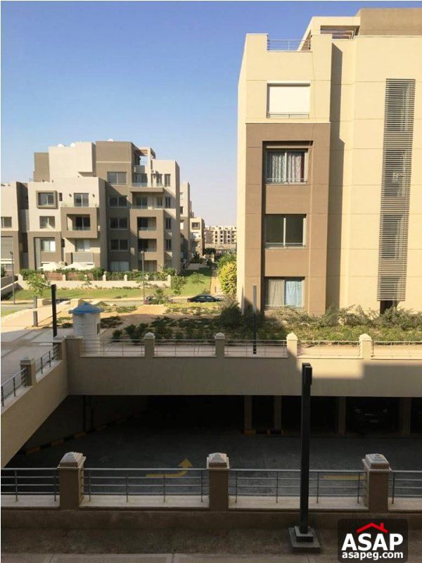 Apartment for Sale in Village Gate