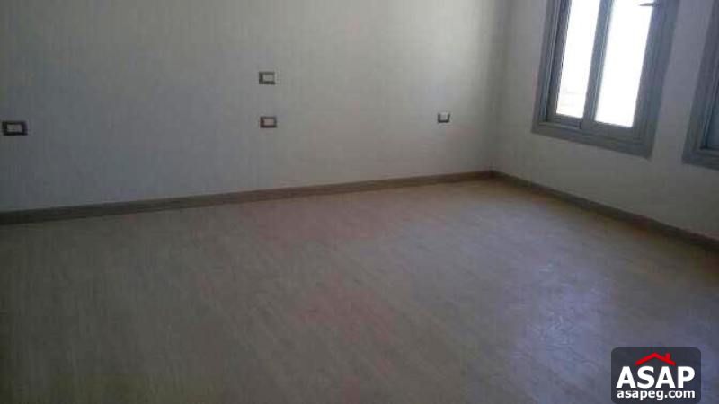 Apartment for Rent in Village Gate Apartment for Rent in Village Gate