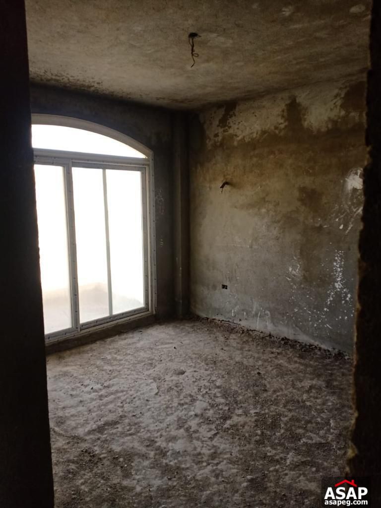 Penthouse for Sale in Stone Residence Compound Penthouse for Sale in Stone Residence Compound