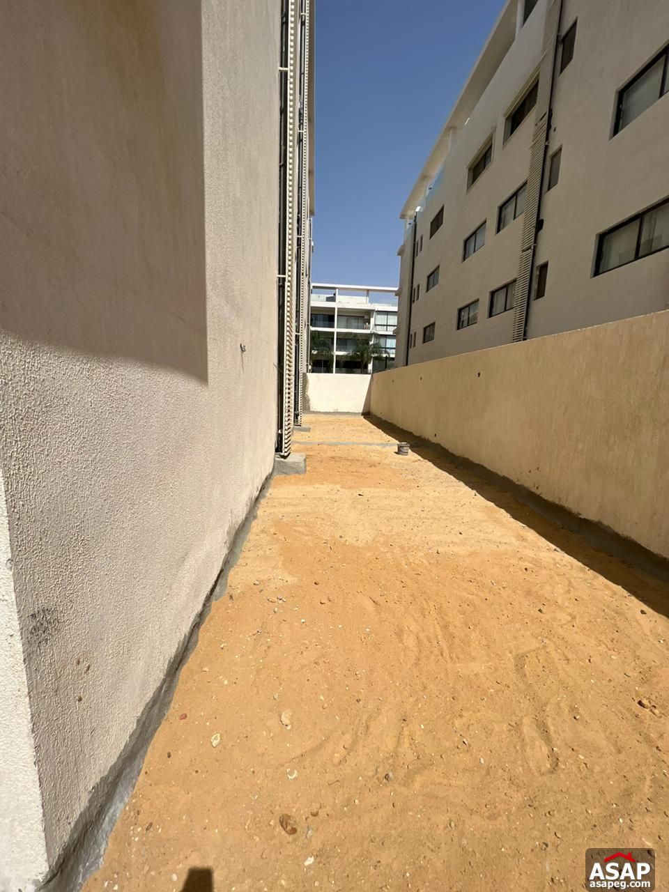 Ground Floor with Pool for Rent in Lake View Residence Ground Floor with Pool for Rent in Lake View Residence