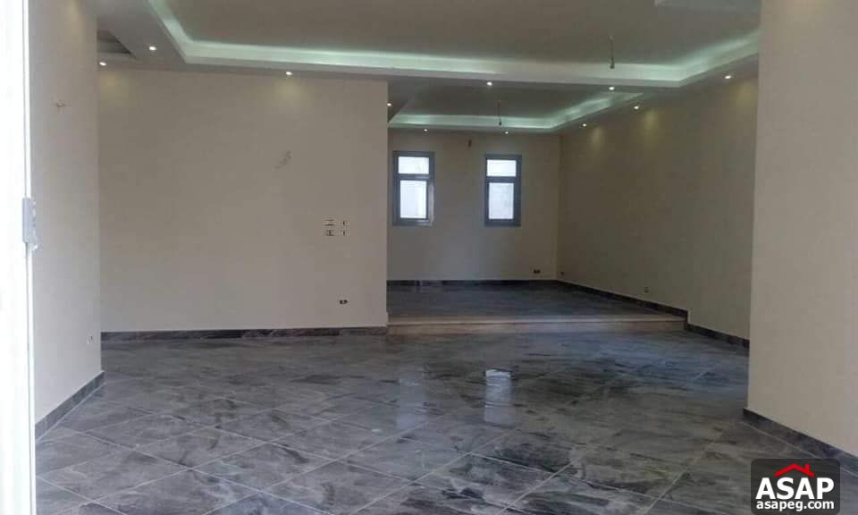 Duplex with Garden for Rent in Village Avenue Duplex with Garden for Rent in Village Avenue