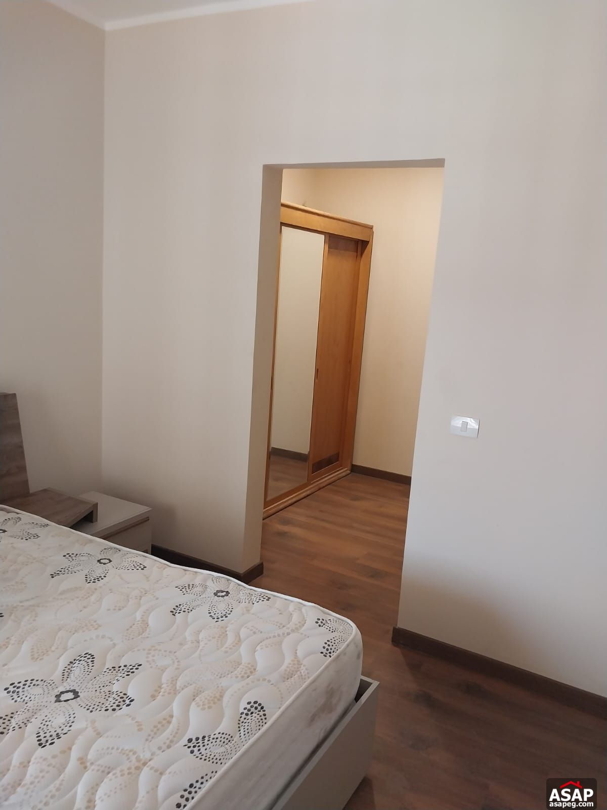 Furnished Apartment for Rent in 90 Avenue Furnished Apartment for Rent in 90 Avenue