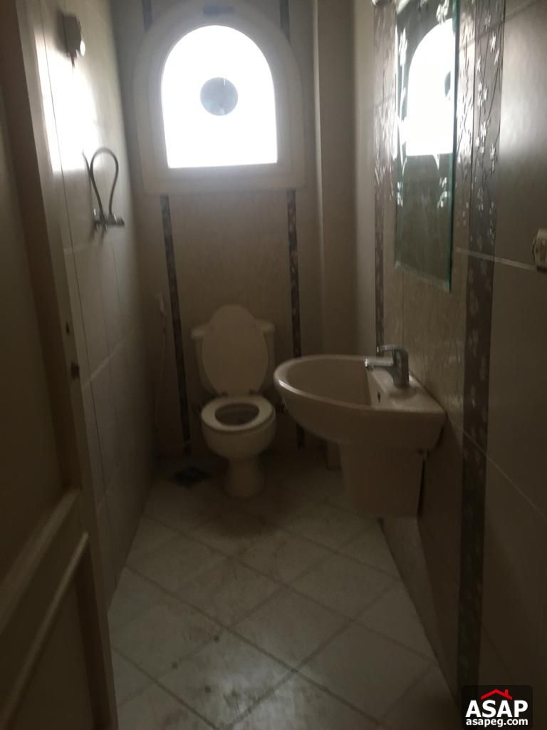 Apartment for Rent in West Golf Apartment for Rent in West Golf