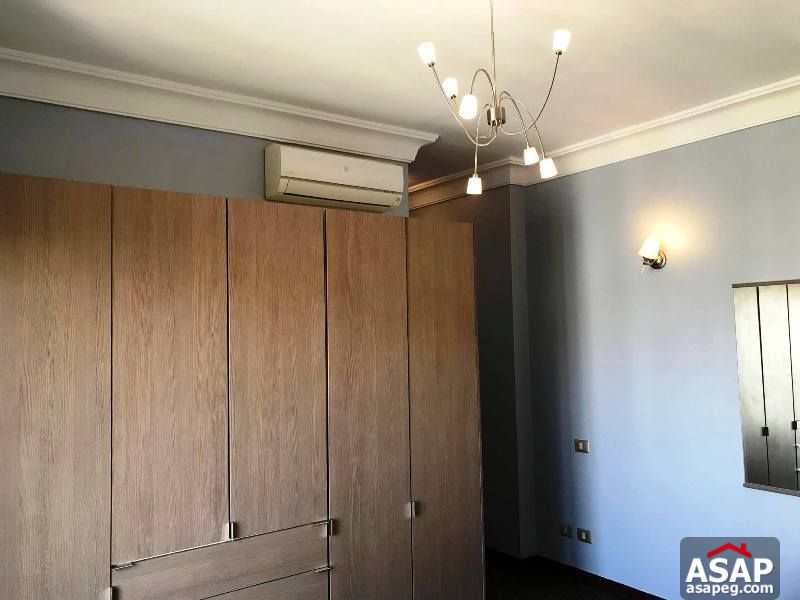 Ultra Modern Penthouse for Rent in the Village Compound