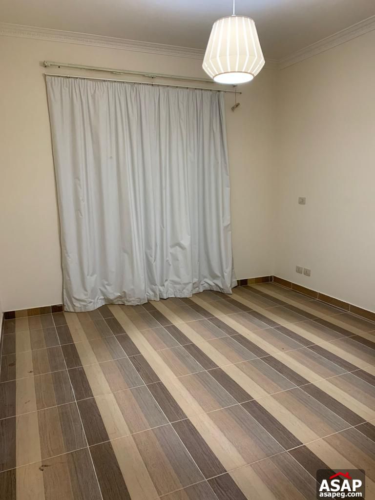 Apartment for Rent in the WaterWay Compound