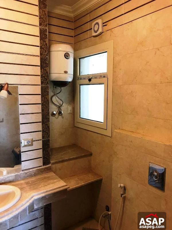 Ultra Modern Penthouse for Rent in the Village Compound