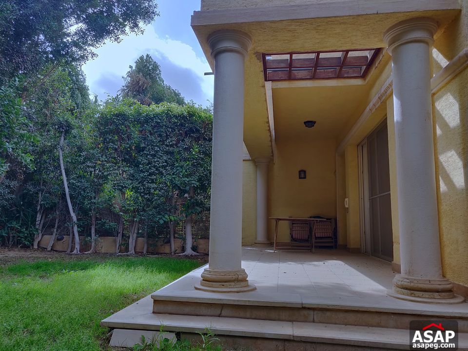 Twin House for Rent in the Villa Compound