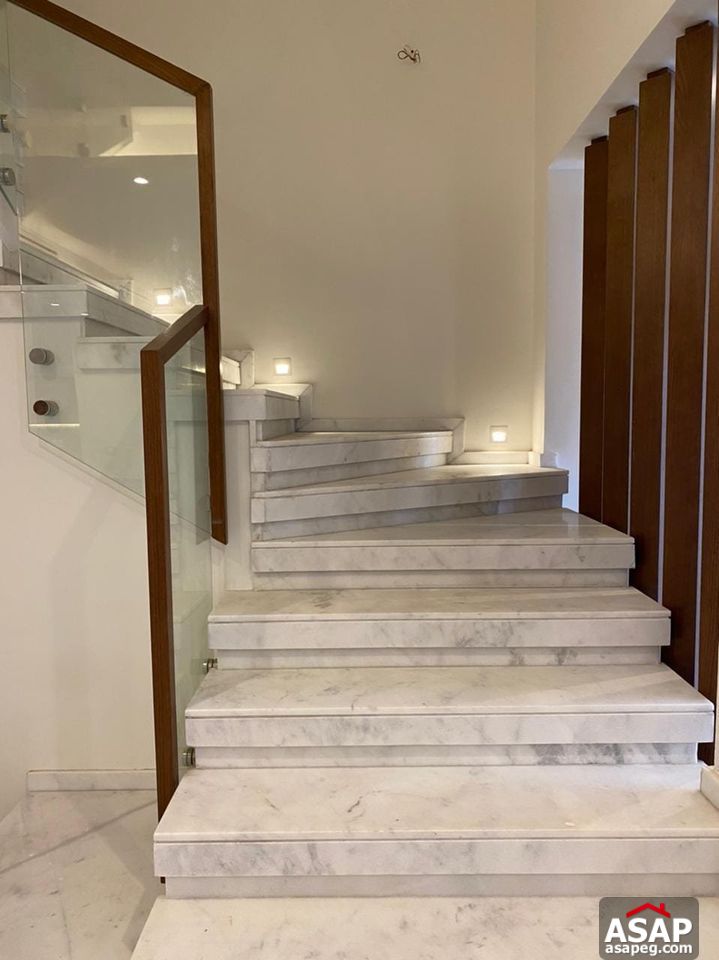 Town House for Rent in Dyar Park Town House for Rent in Dyar Park