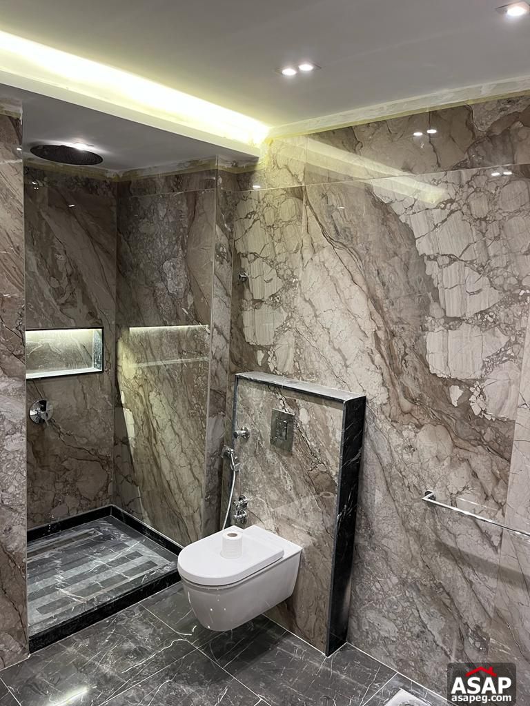 Apartment with Lake View for Rent in New Cairo