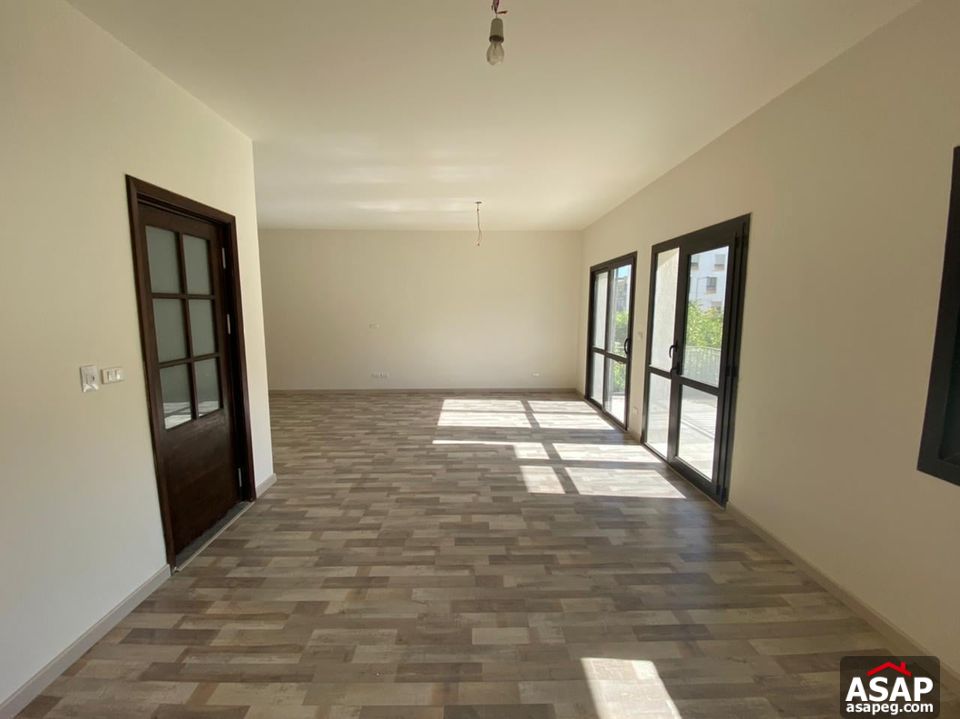 Apartment for Rent in Westown Compound Apartment for Rent in Westown Compound