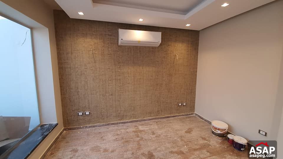 Penthouse for Rent in Mountain View Hyde Park