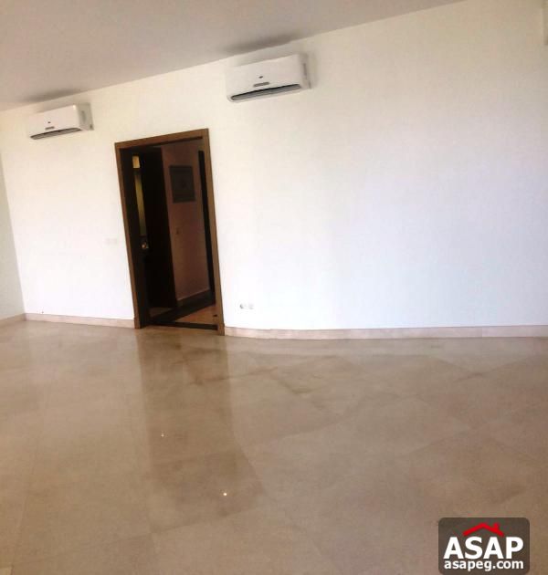 Apartment with Pool View in Uptown Cairo