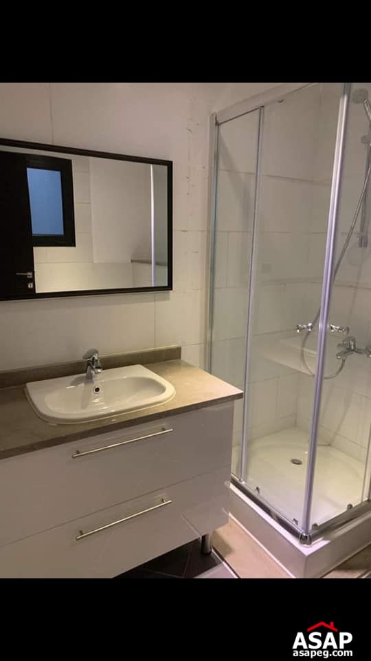 Furnished Apartment for Rent in The WaterWay