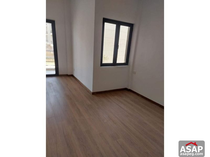 Finished Apartment for Sale in Fifth Square Finished Apartment for Sale in Fifth Square