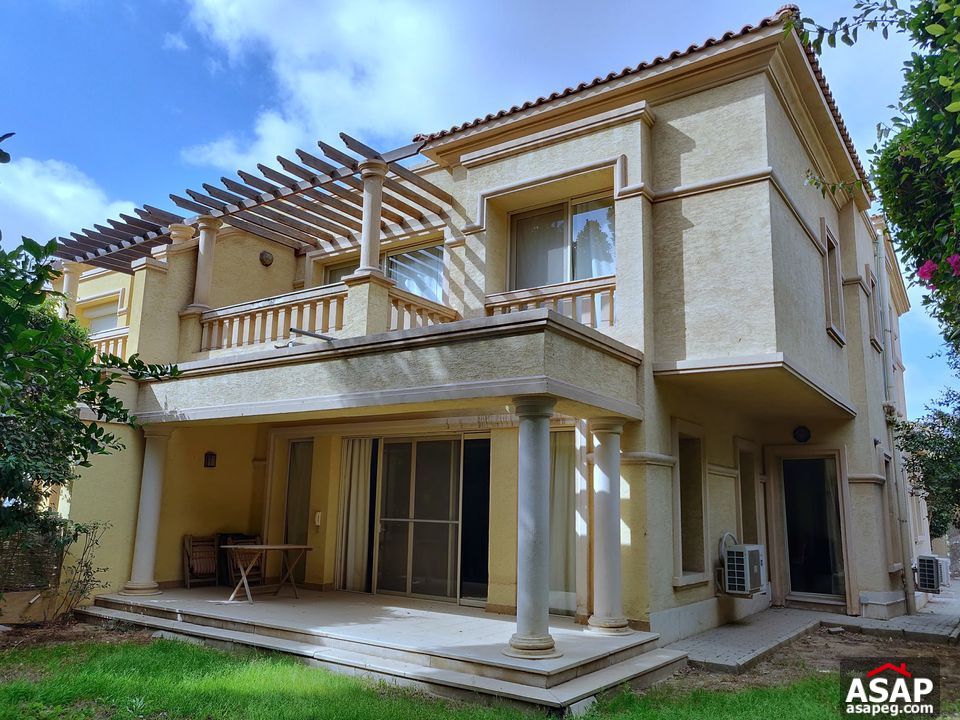 Twin House for Rent in the Villa Compound