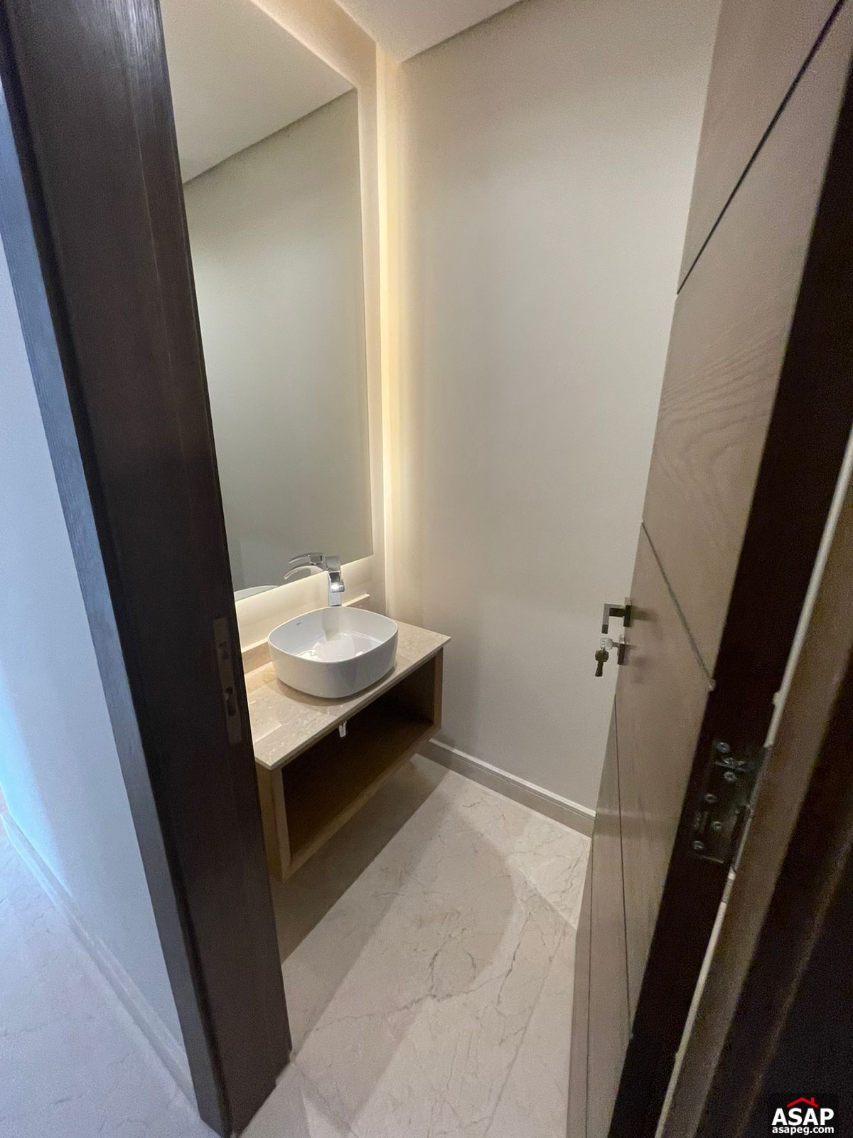 Apartment with Lake View for Rent in Lake View Residence Apartment with Lake View for Rent in Lake View Residence