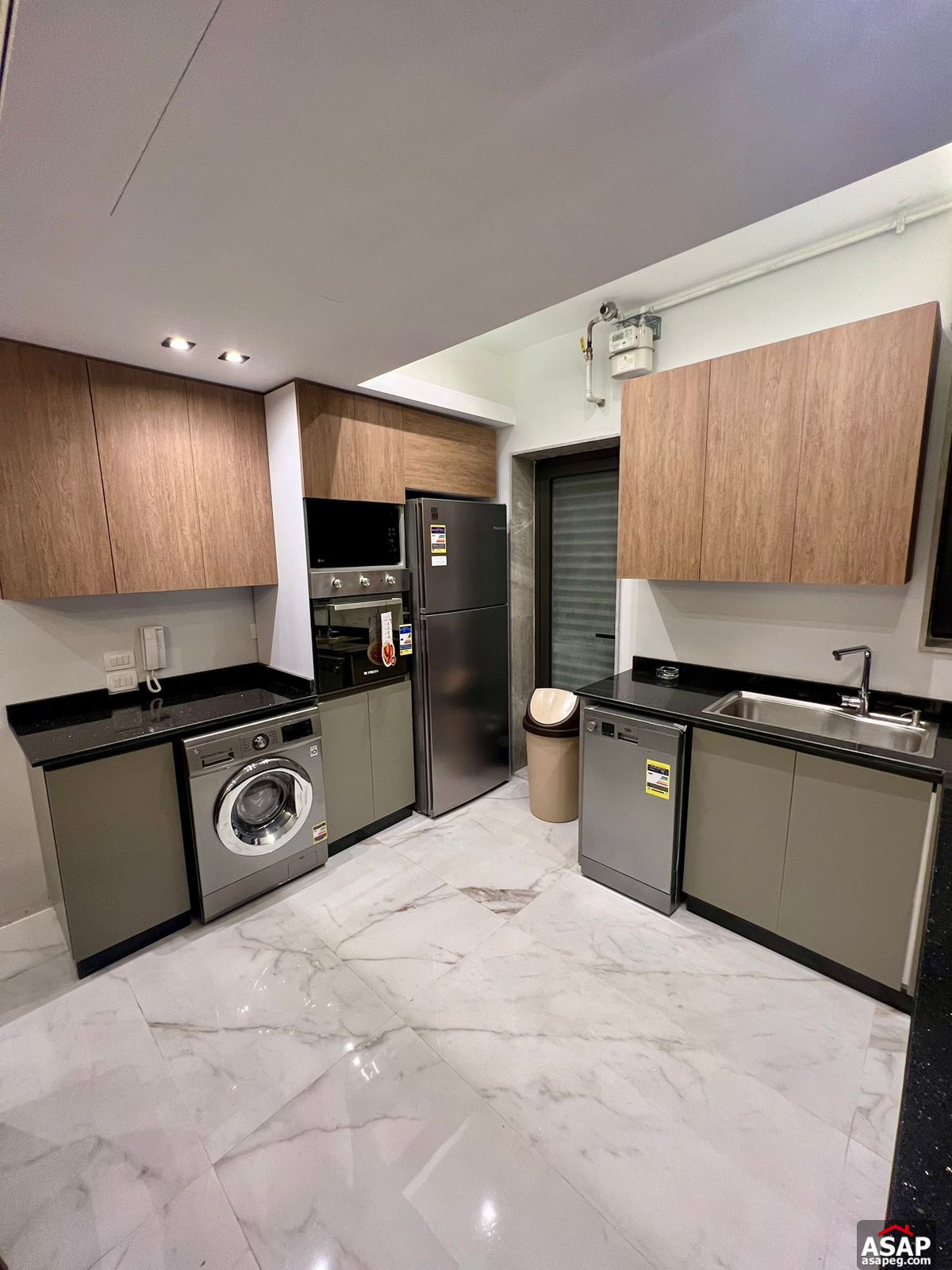 Fully Finished Apartment for Sale in Lake View Residence