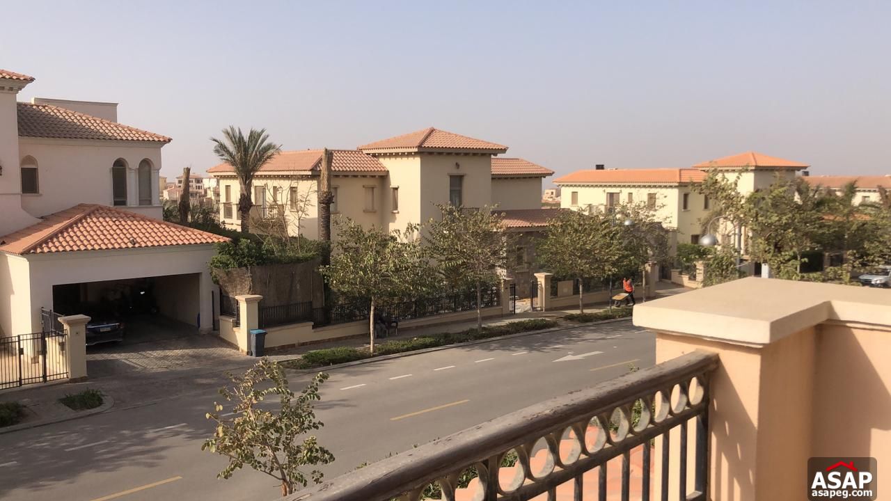 Stand Alone with Big Garden in Uptown Cairo