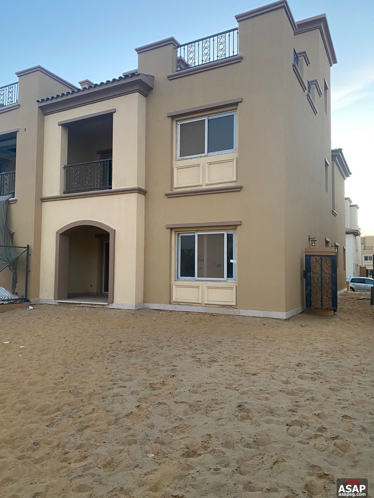 Twin House for Sale in Mivida Compound Twin House for Sale in Mivida Compound