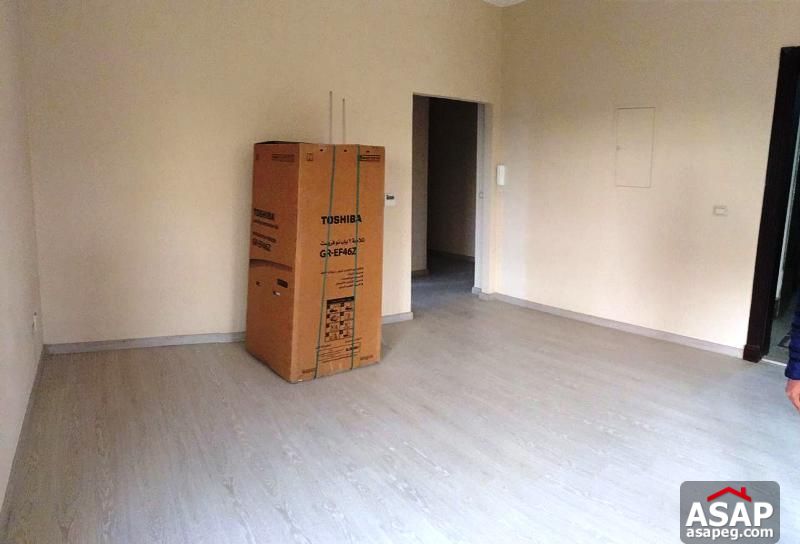 Apartment for Rent in West Golf Apartment for Rent in West Golf