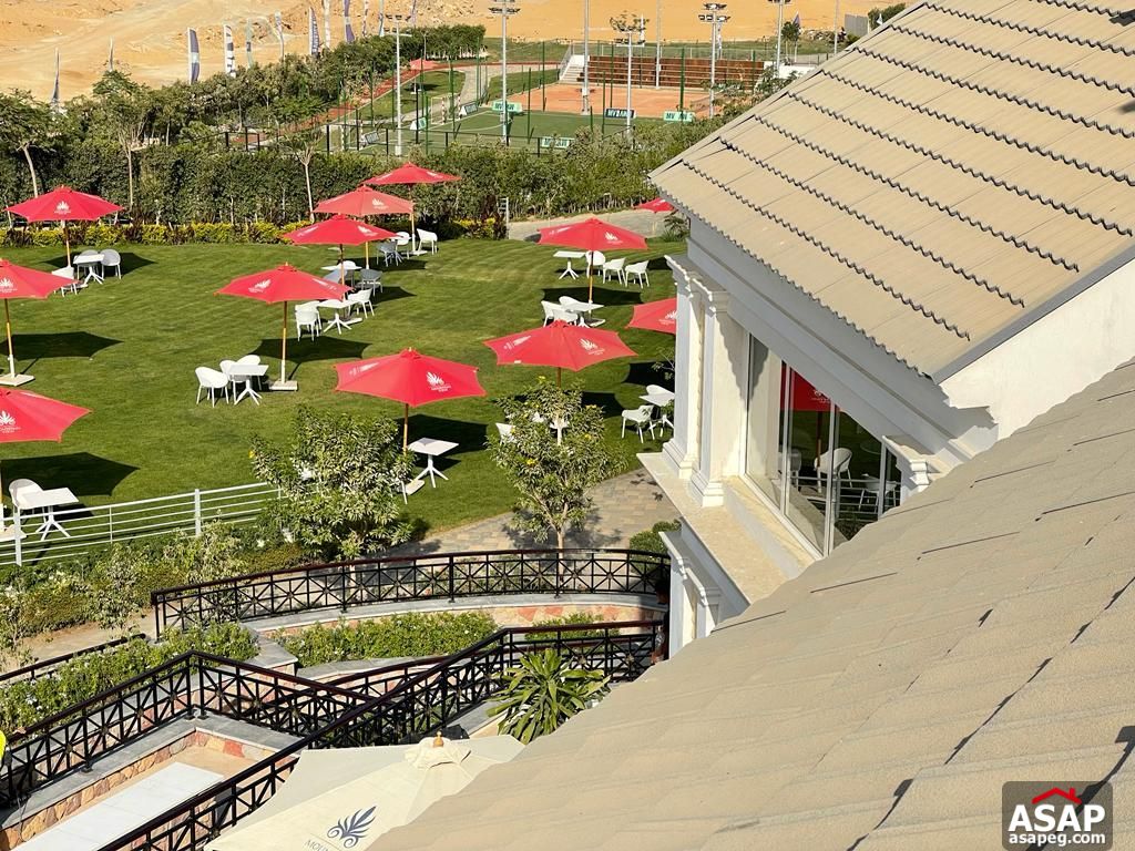 Apartment for Sale in Mountain View Compound