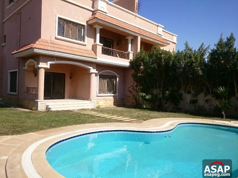 Twin House with Garden for Rent in Mina Residence Twin House with Garden for Rent in Mina Residence