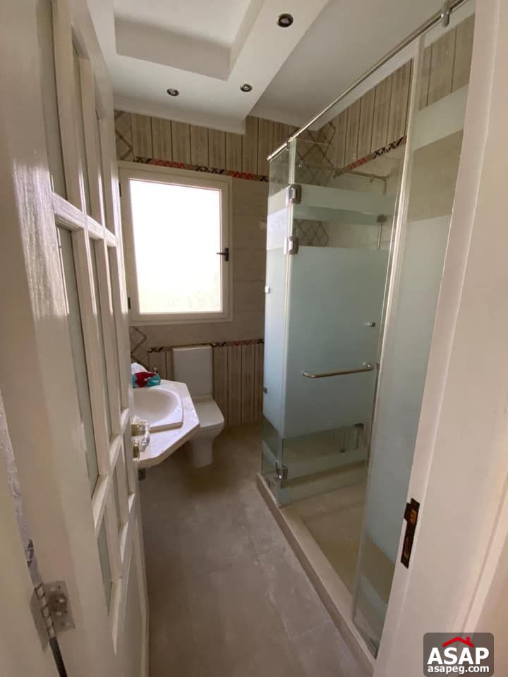 Apartment for Rent in Park View Compound