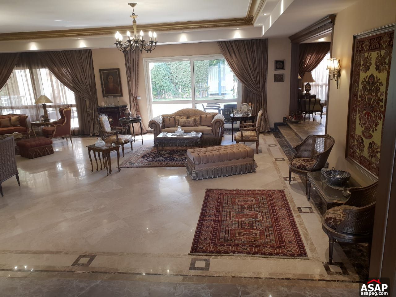 Stand Alone with Pool View for Sale in El Patio Stand Alone with Pool View for Sale in El Patio