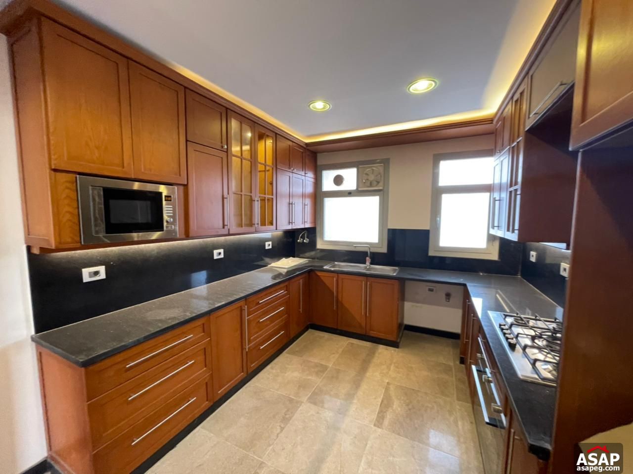 Apartment for Rent in Village Avenue