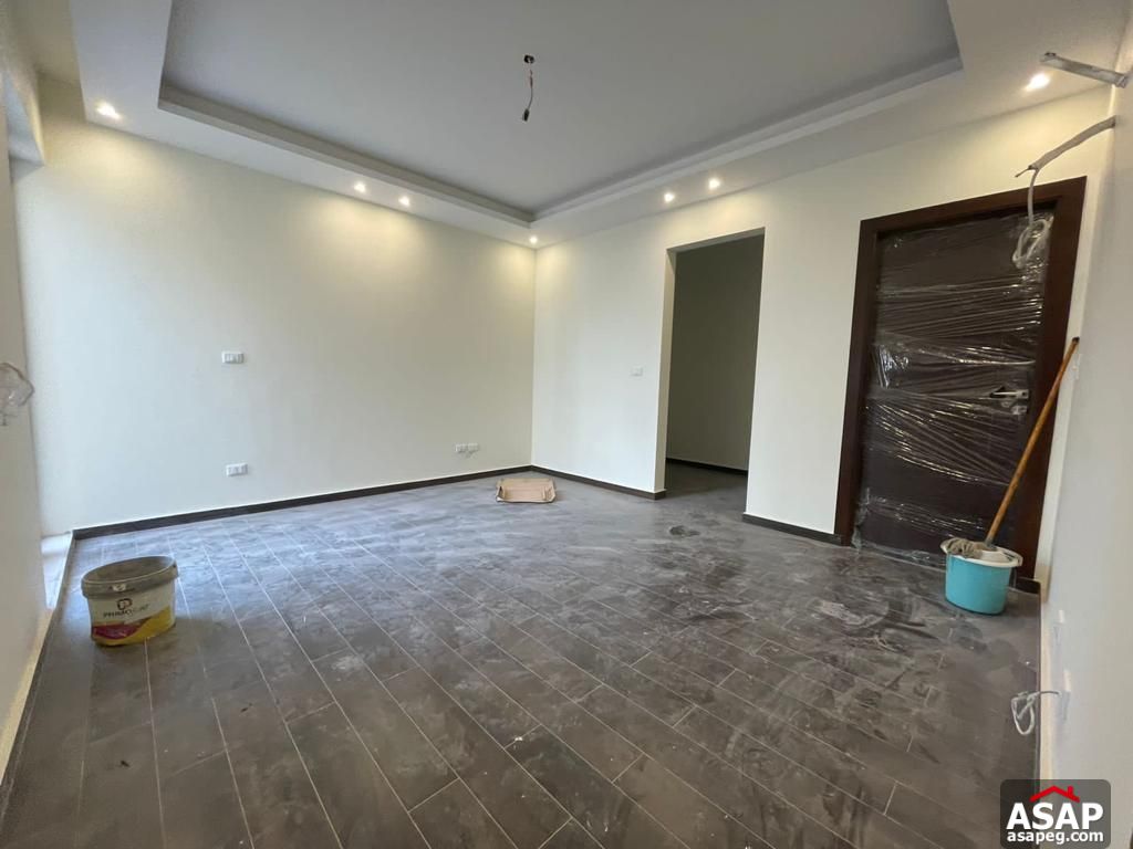 Apartment with Garden for Rent in Eastown Apartment with Garden for Rent in Eastown