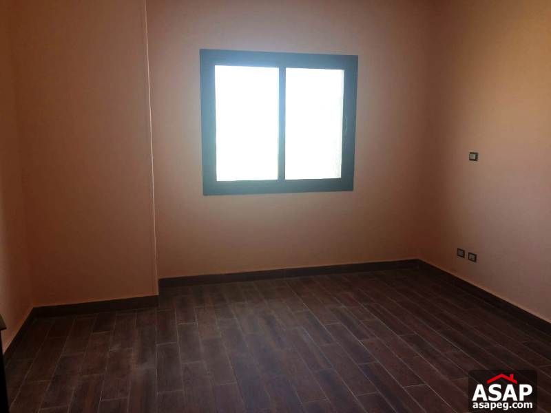 Apartment for Rent with Park View in Eastown Apartment for Rent with Park View in Eastown