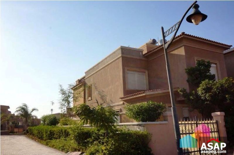 Twin House with Big Garden in Sheikh Zayed Twin House with Big Garden in Sheikh Zayed