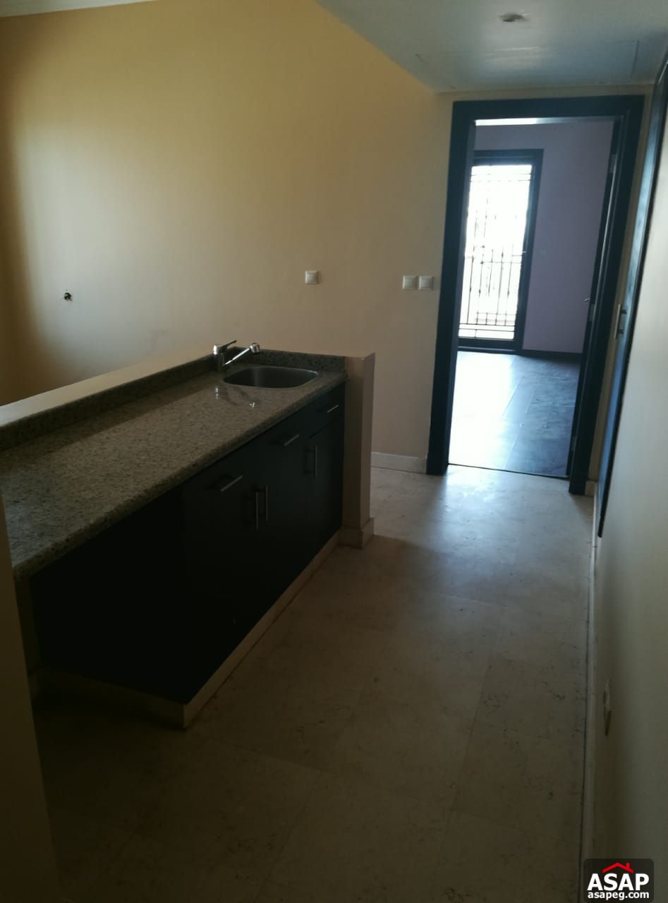 Villa for Sale in New Cairo compounds - Mivida