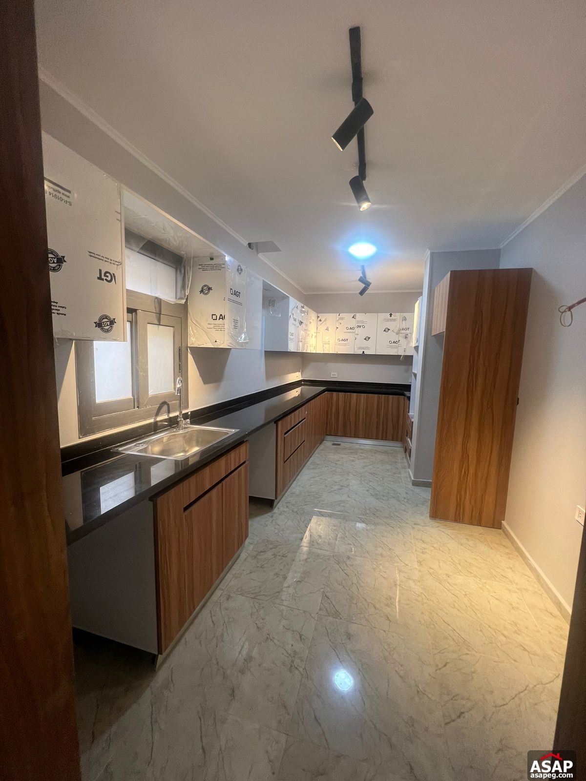 Rent Apartment in Eastown Compound Rent Apartment in Eastown Compound