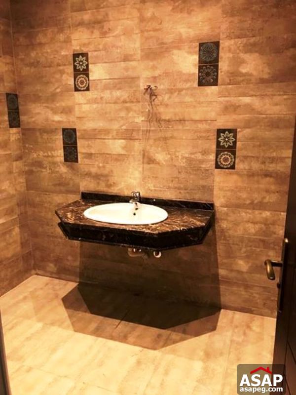 Semi Furnished Apartment with Balcony in Katameya Plaza