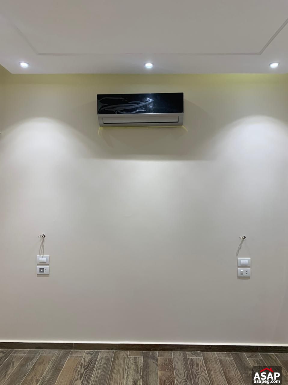 I Villa for Sale in Mountain View Hyde Park